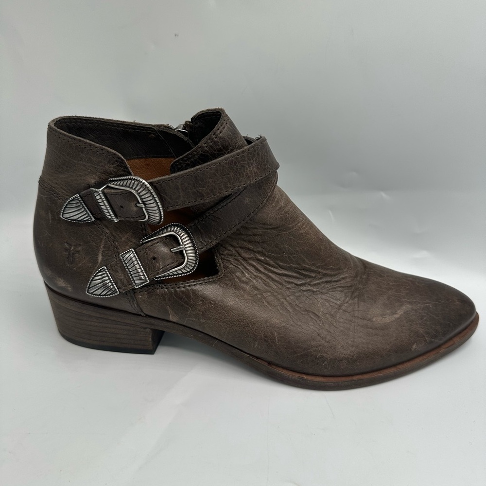 Frye Ray Western Shootie Brown Leather Bootie Women's size 8.5 3471357-SLT
